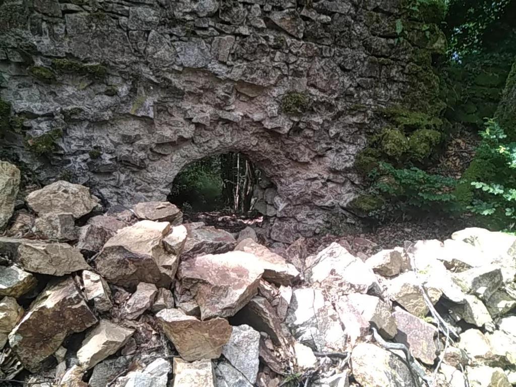 Camping La Foret Du Morvan Larochemillay 外观 照片