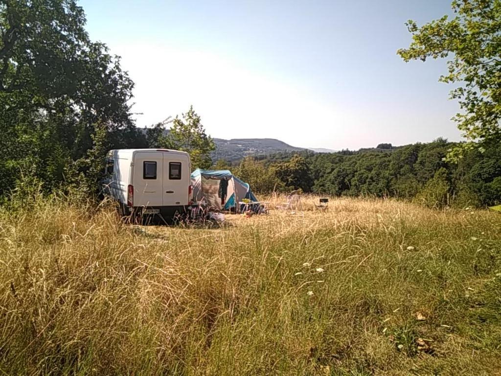 Camping La Foret Du Morvan Larochemillay 外观 照片