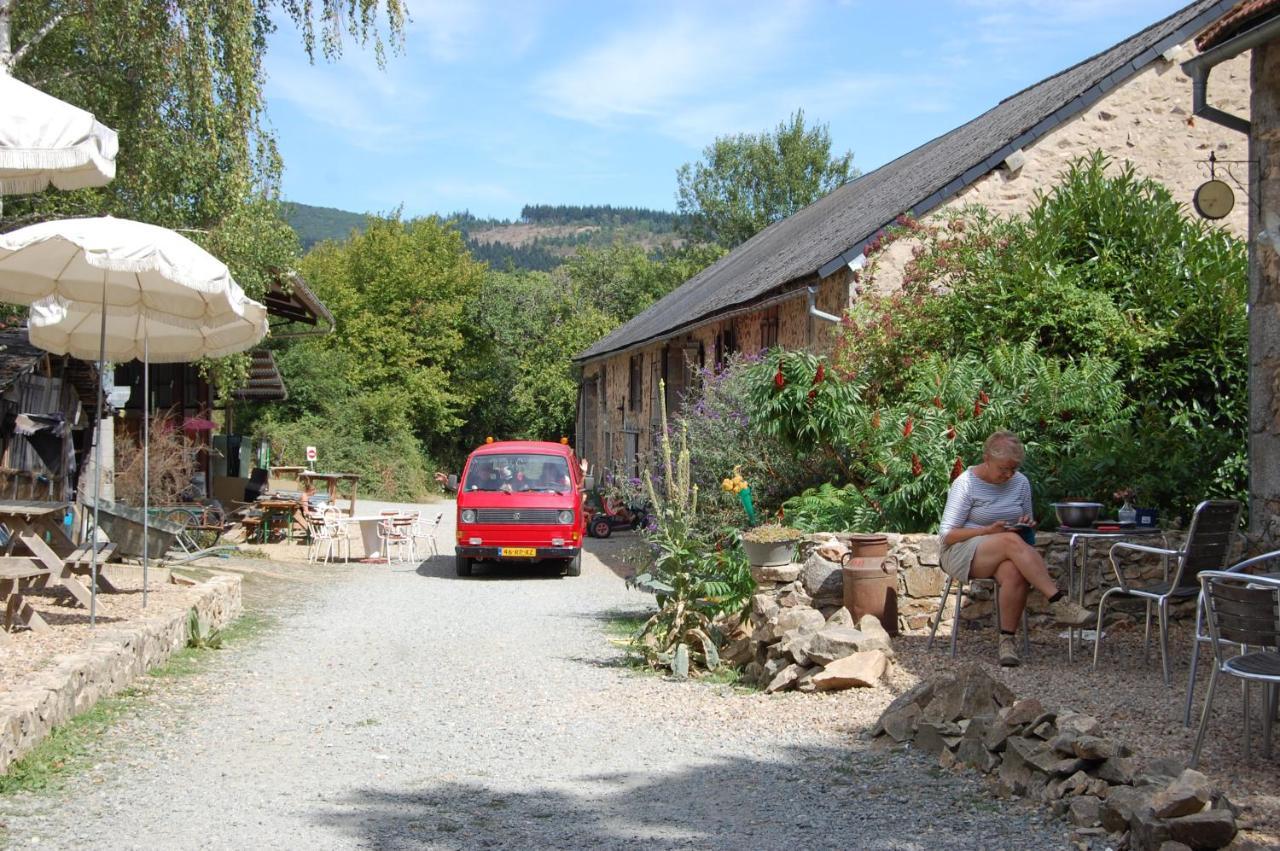 Camping La Foret Du Morvan Larochemillay 外观 照片